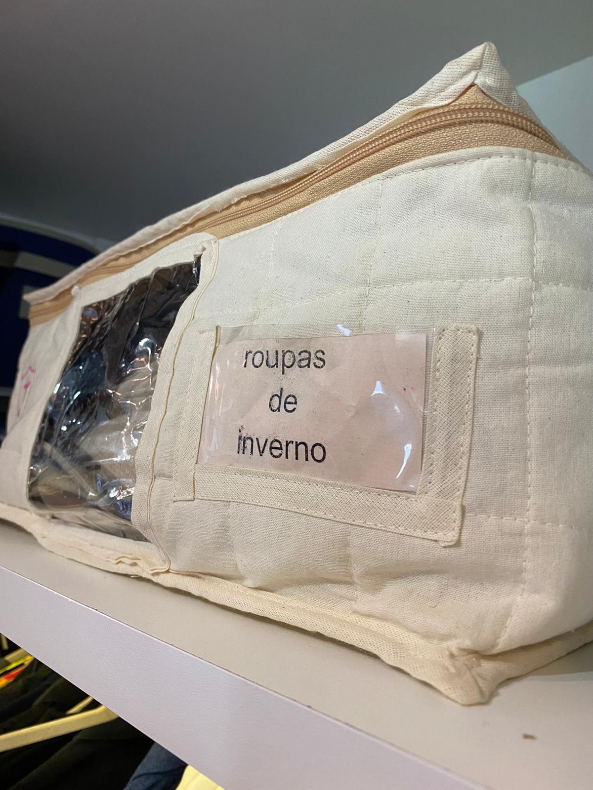 Organizador de roupa M